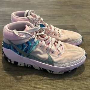 Nike KD 13 “Aunt Pearl” basketball shoe Size 8.5